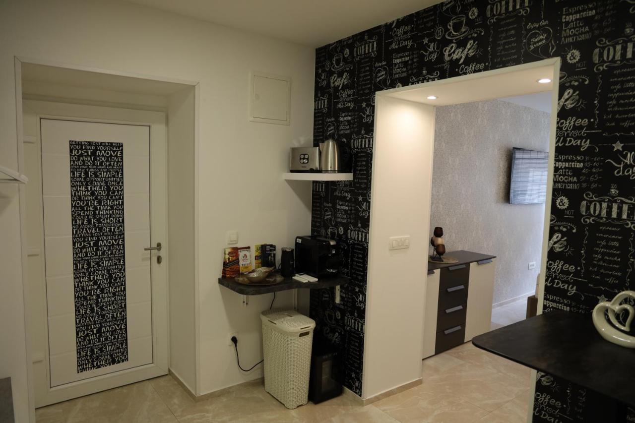 Love Nest Apartment Lublaň Exteriér fotografie
