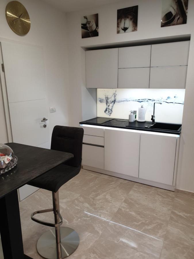 Love Nest Apartment Lublaň Exteriér fotografie